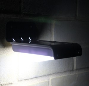 Amazon - Powerful 16 LED Solar Outdoor Light